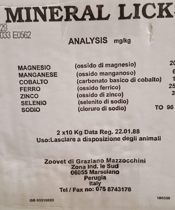 MANGIME MINERALE PER BOVINI,OVINI,SUINI,CERVIDI BELMIN MINERAL LICKS kg 10